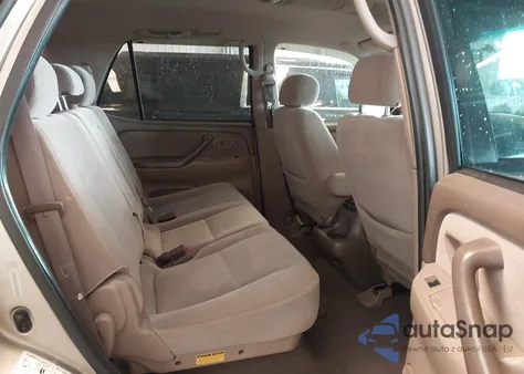 2003 Toyota Sequoia Sr5 V8 z USA, uszkodzony, nr VIN 5TDZT34A13S178603